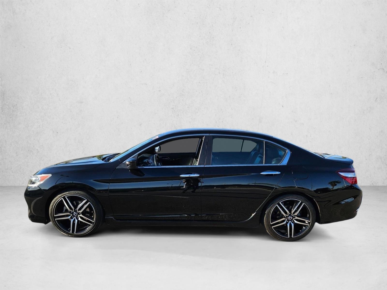 Thumbnail: 2017 Honda Accord - 2