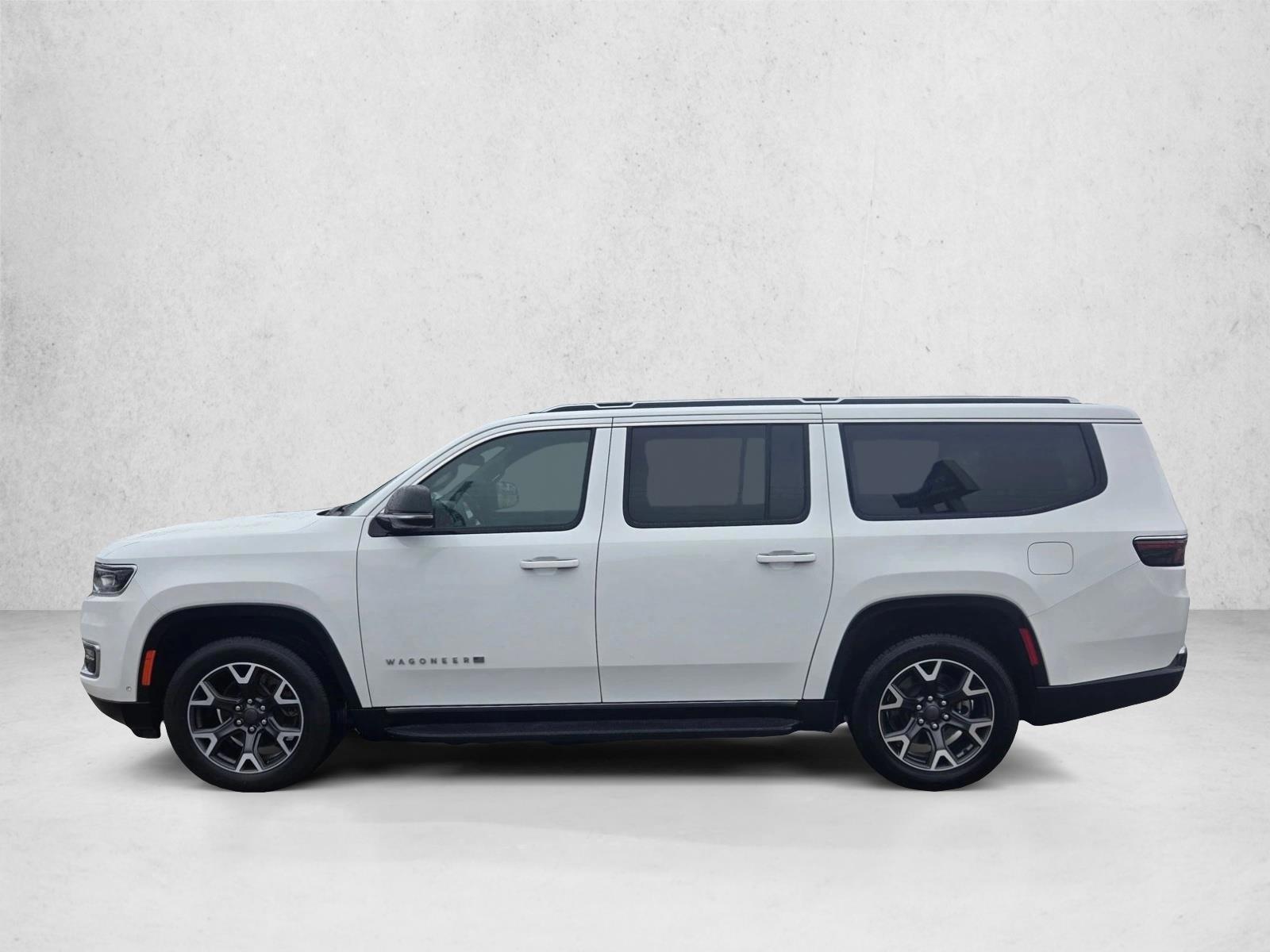 Thumbnail: 2024 Jeep Wagoneer - 2