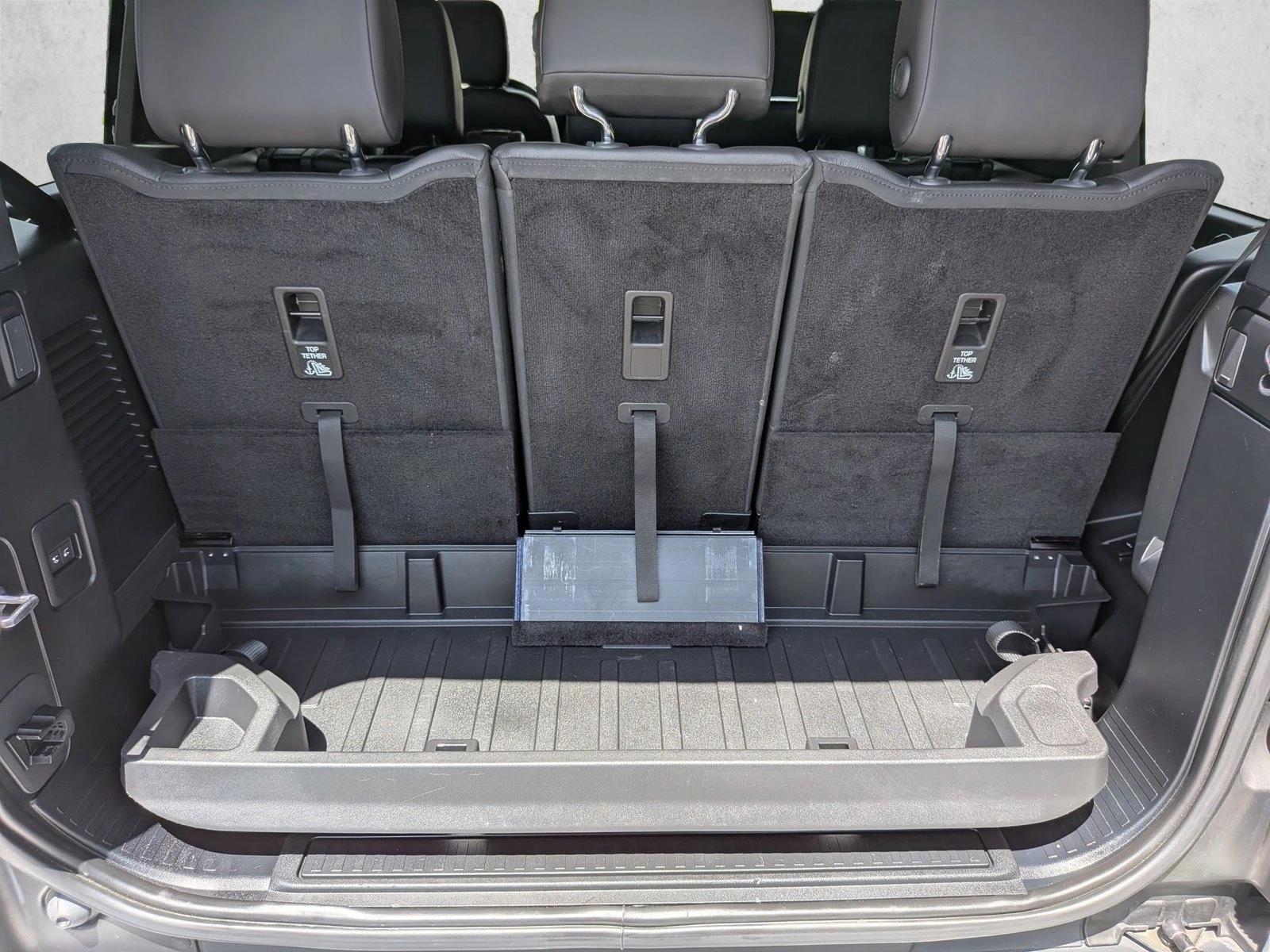 2023 Land Rover Defender