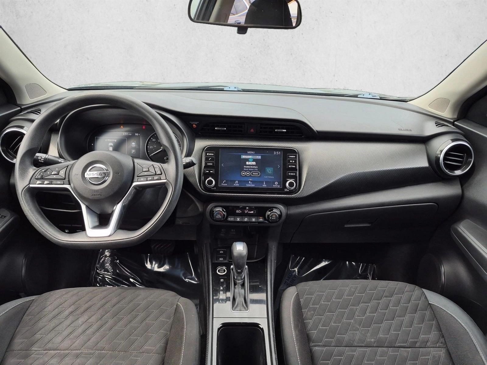 Thumbnail: 2021 Nissan Kicks - 4