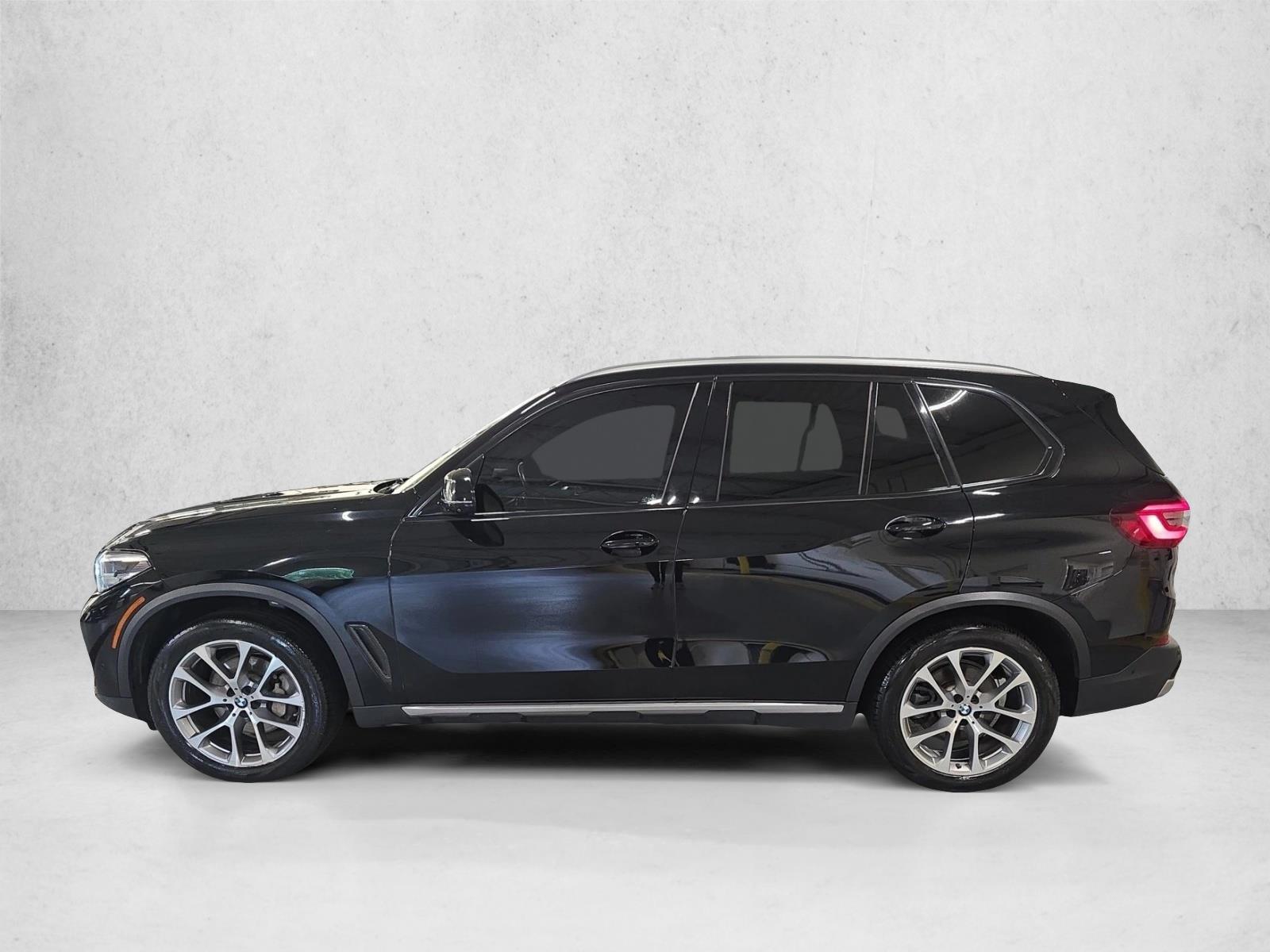 Thumbnail: 2023 BMW X5 - 2