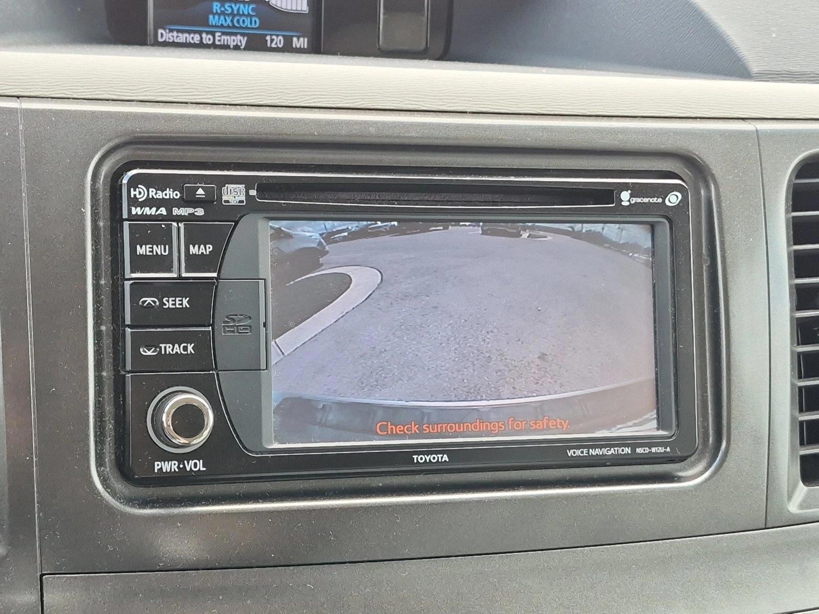 2014 Toyota Sienna, photo 13