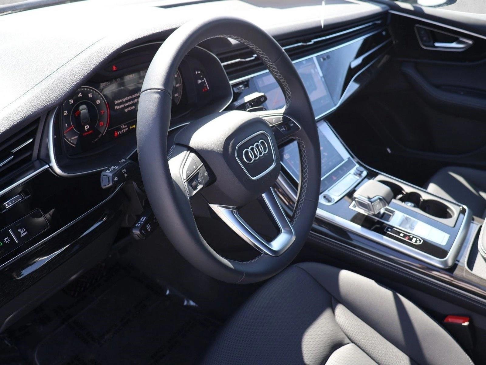 Thumbnail: 2026 Audi Q7 - 3