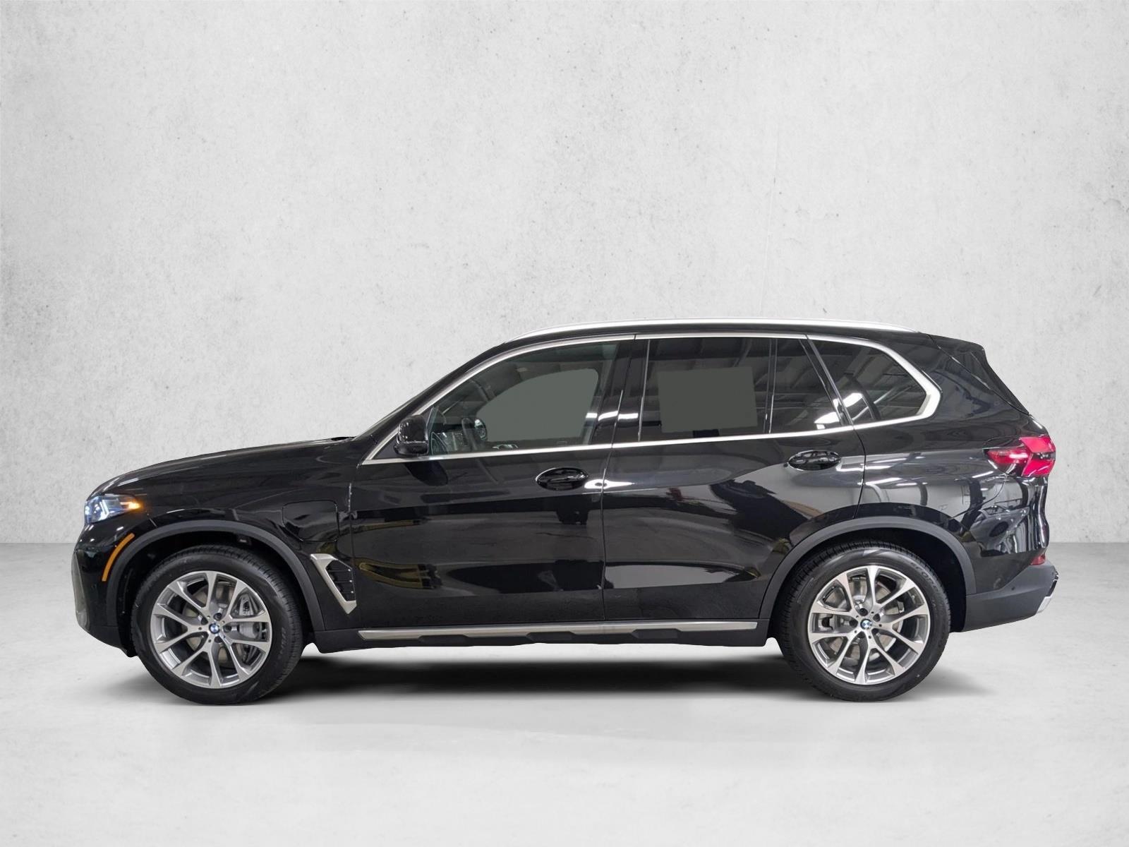 Thumbnail: 2026 BMW X5 - 2