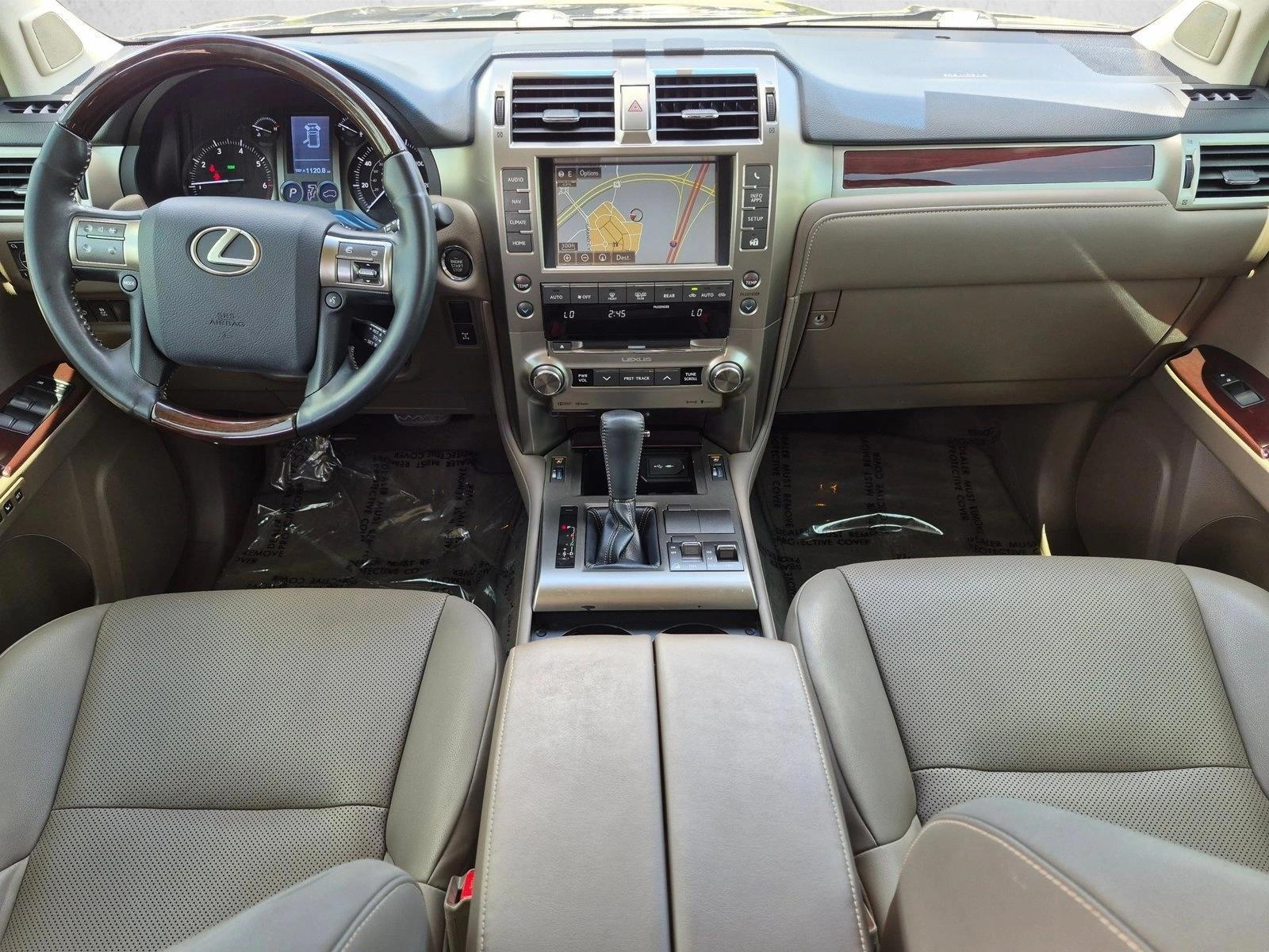Thumbnail: 2019 Lexus GX - 3