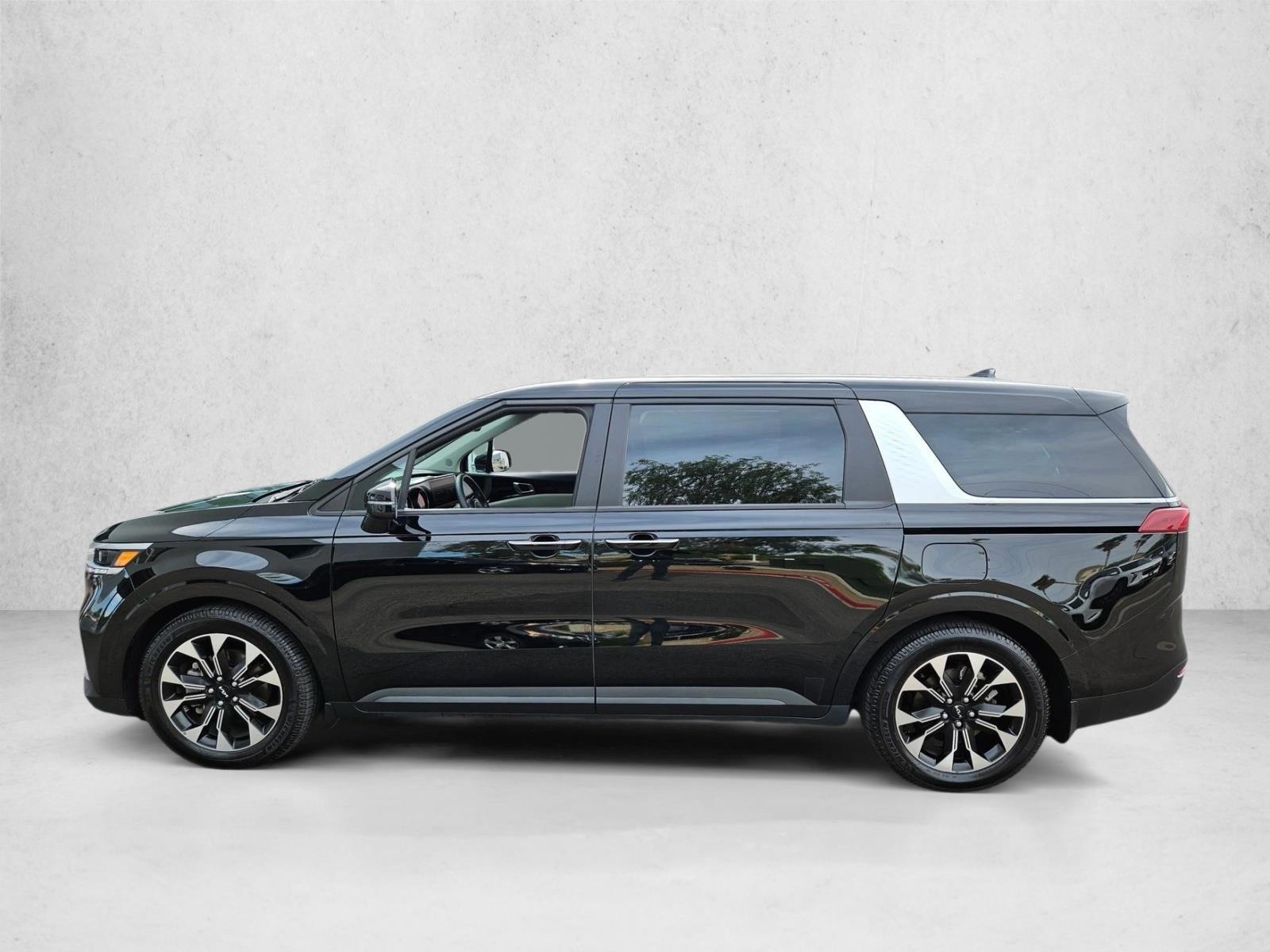 Thumbnail: 2022 Kia Carnival - 2
