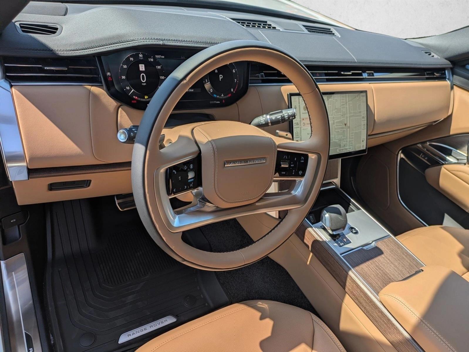 Thumbnail: 2026 Land Rover Range Rover - 3