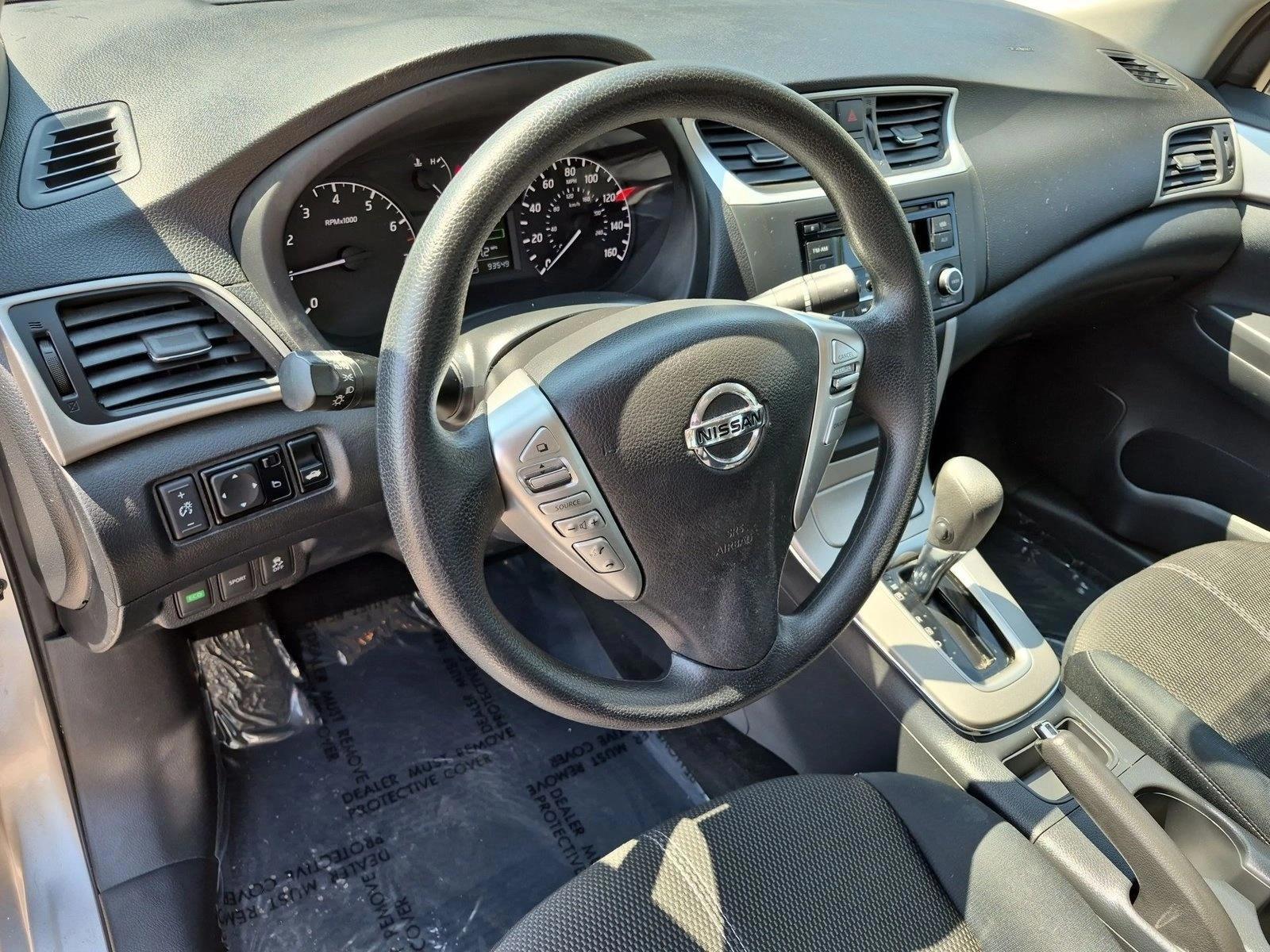 Thumbnail: 2015 Nissan Sentra - 3