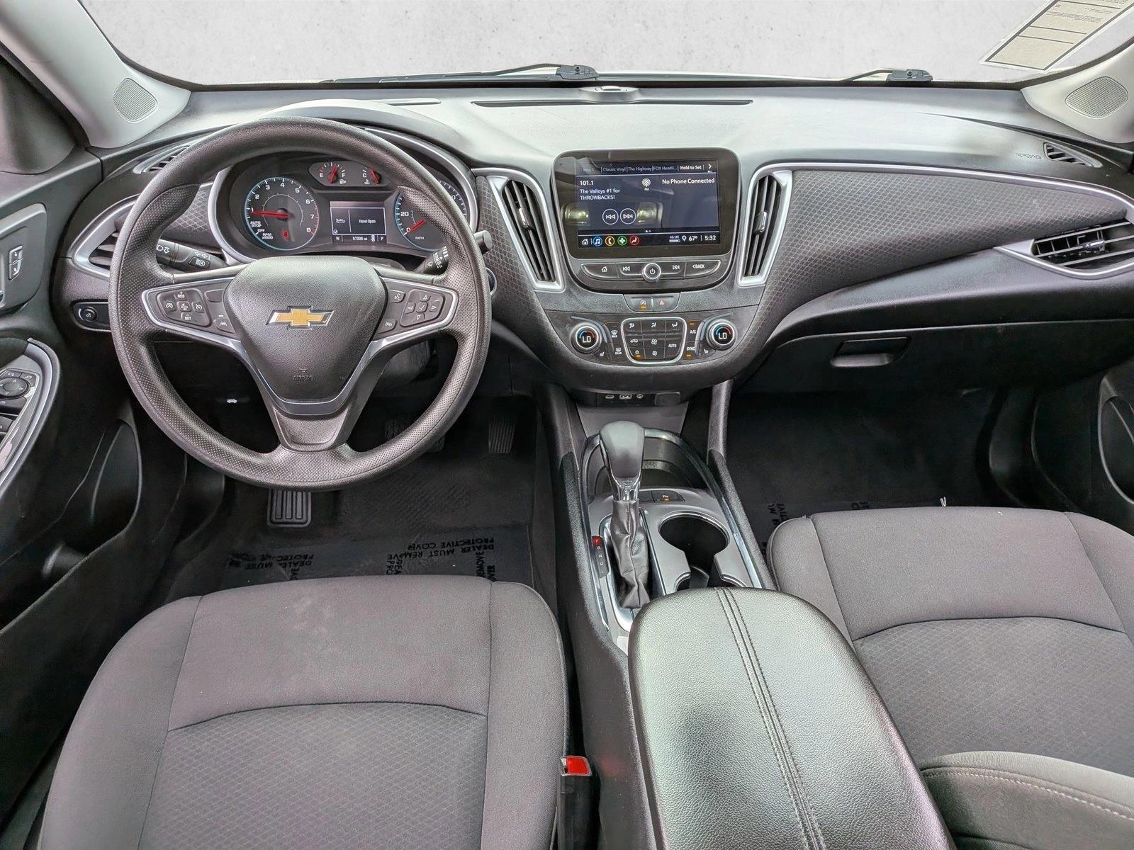 Thumbnail: 2024 Chevrolet Malibu - 3