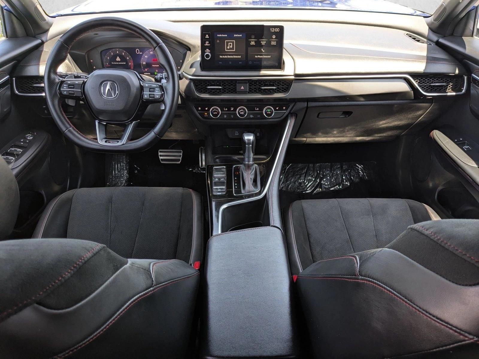 Thumbnail: 2025 Acura ADX - 3