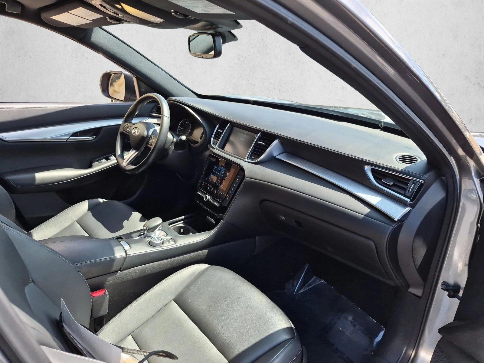 Thumbnail: 2021 INFINITI QX50 - 2
