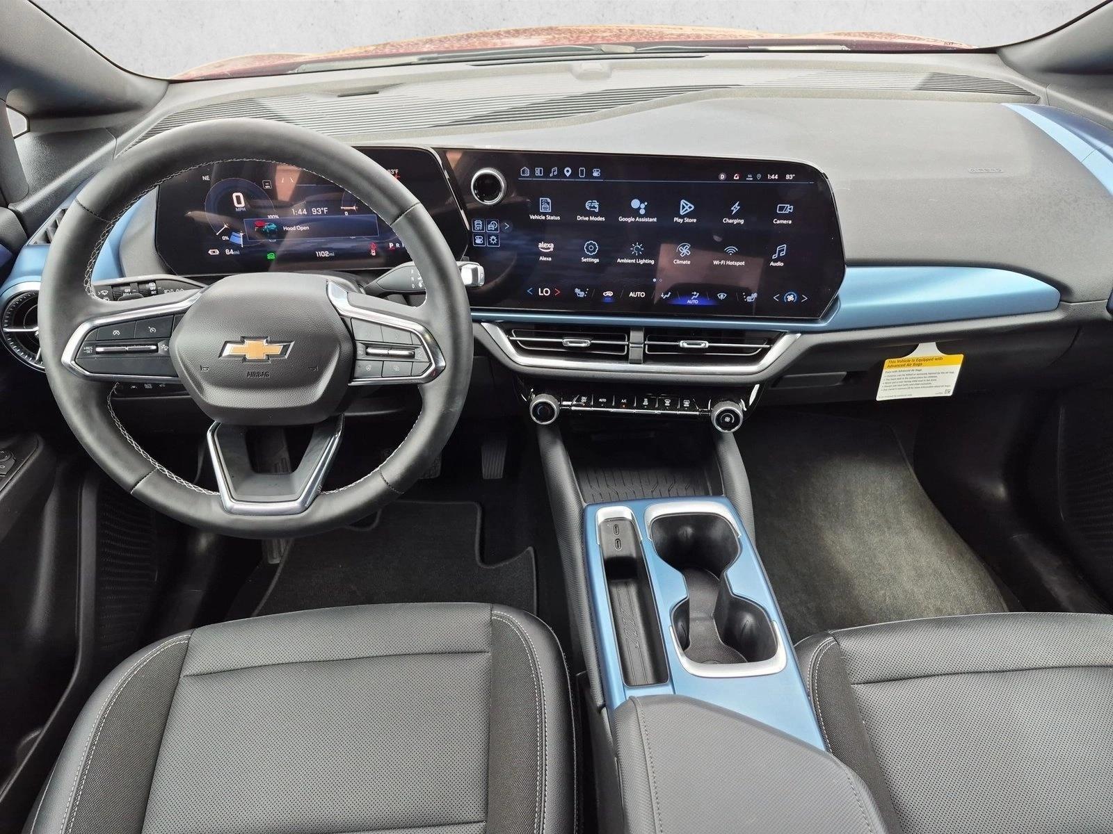 Thumbnail: 2024 Chevrolet Equinox - 4
