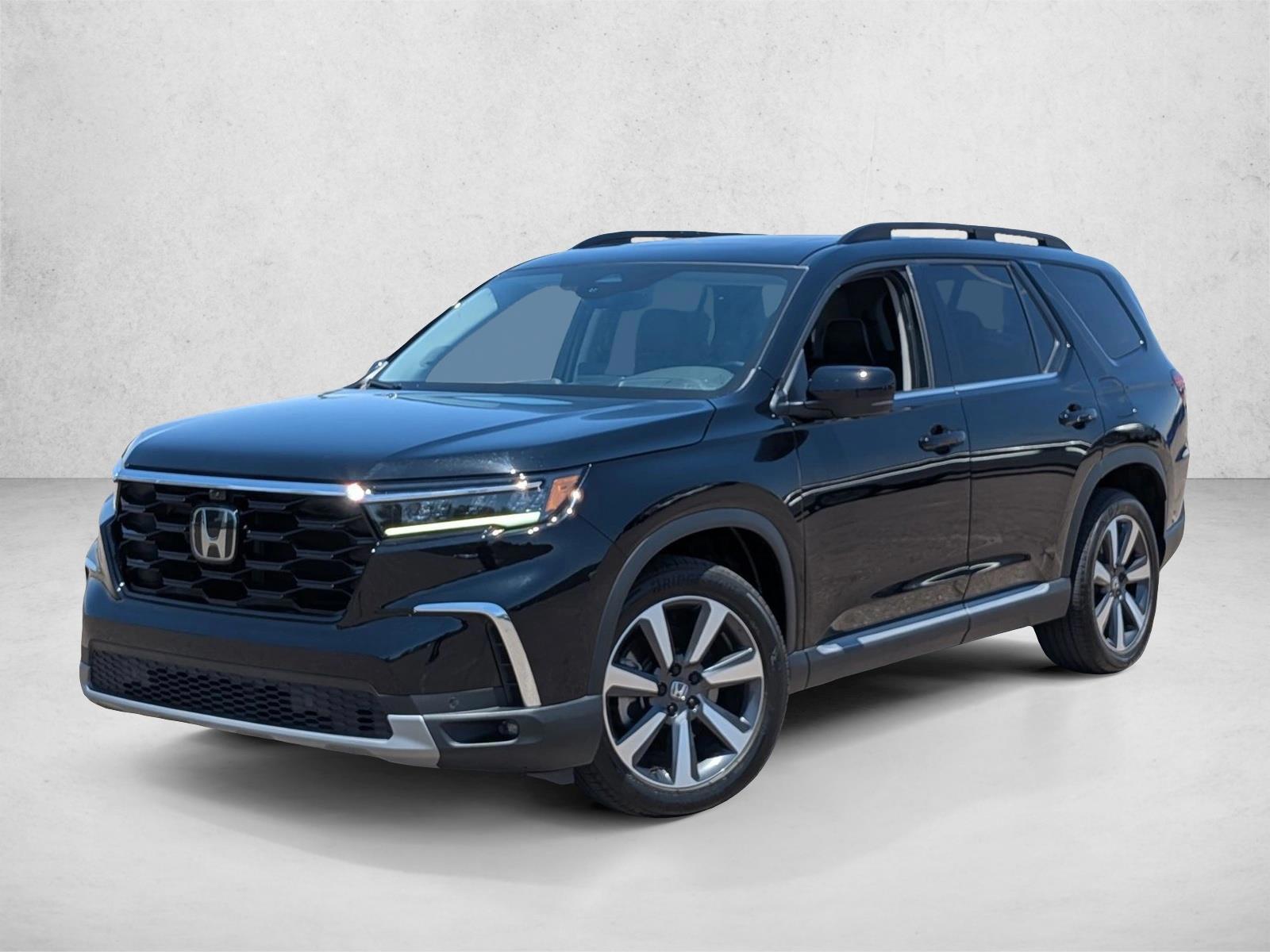 Thumbnail: 2023 Honda Pilot - 1