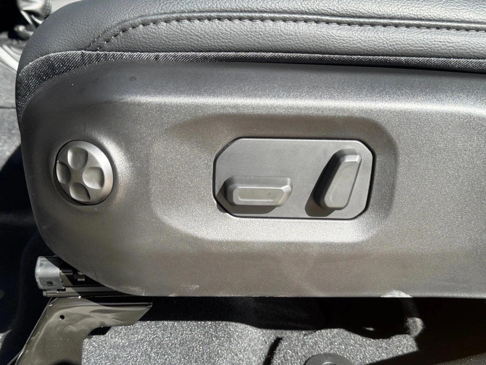 Thumbnail: 2026 Jeep Gladiator - 5
