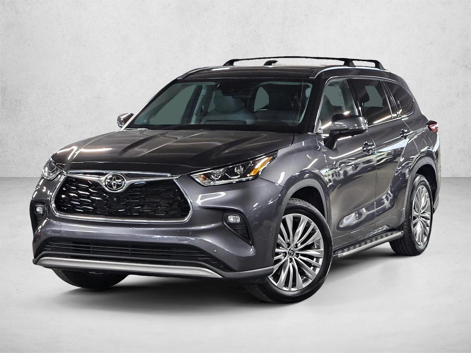 Thumbnail: 2023 Toyota Highlander - 1