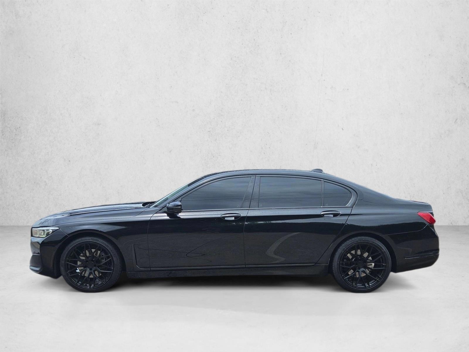 Thumbnail: 2021 BMW 7 Series - 2