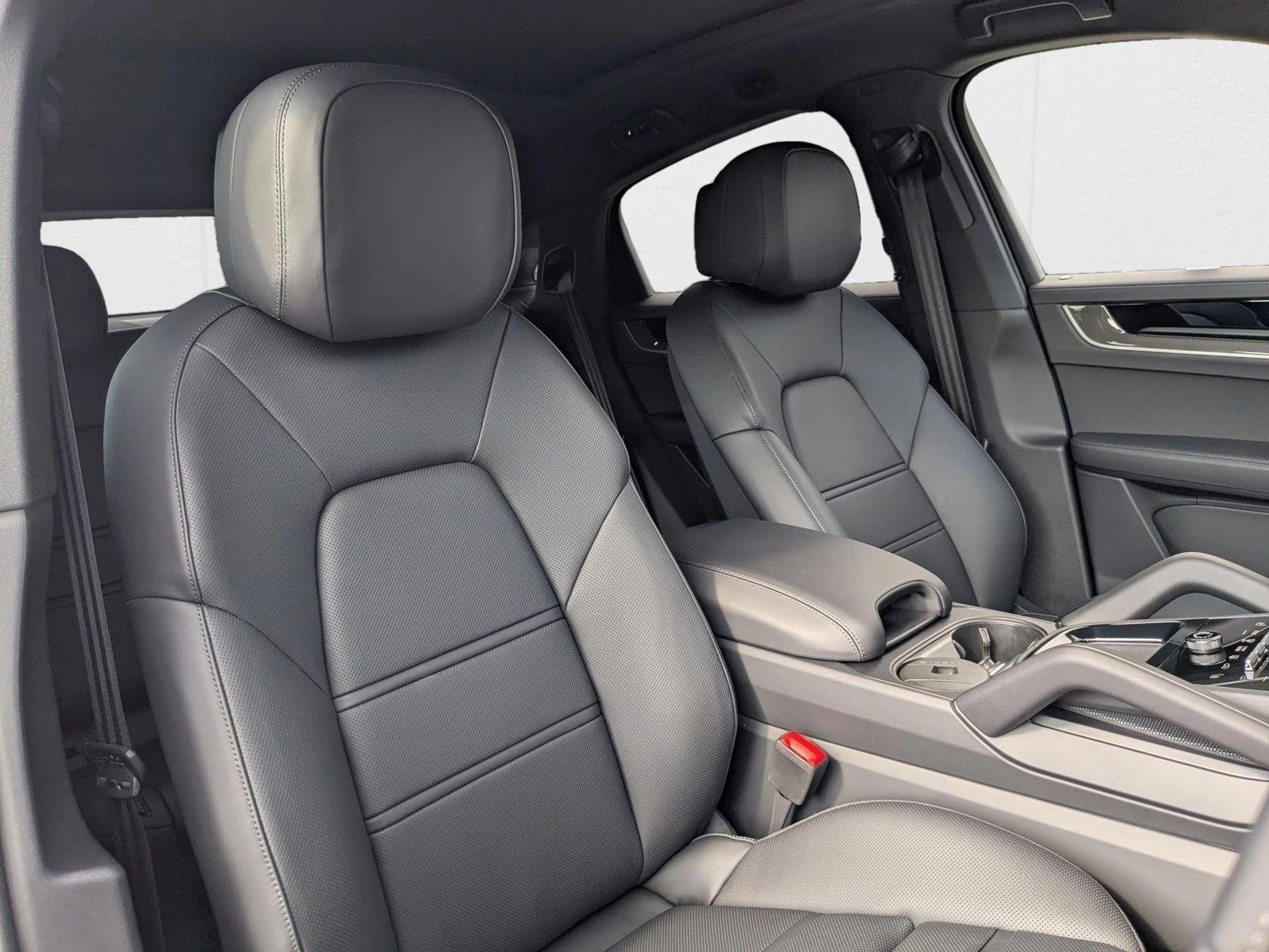 2026 Porsche Cayenne Coup S - Photo 26