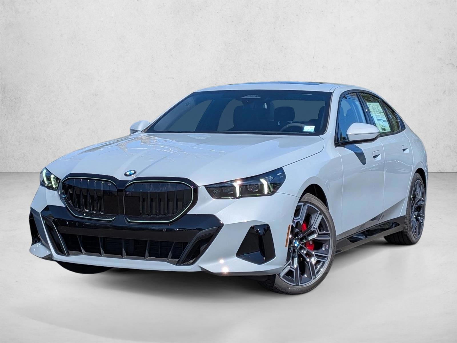 Thumbnail: 2027 BMW 5 Series - 1
