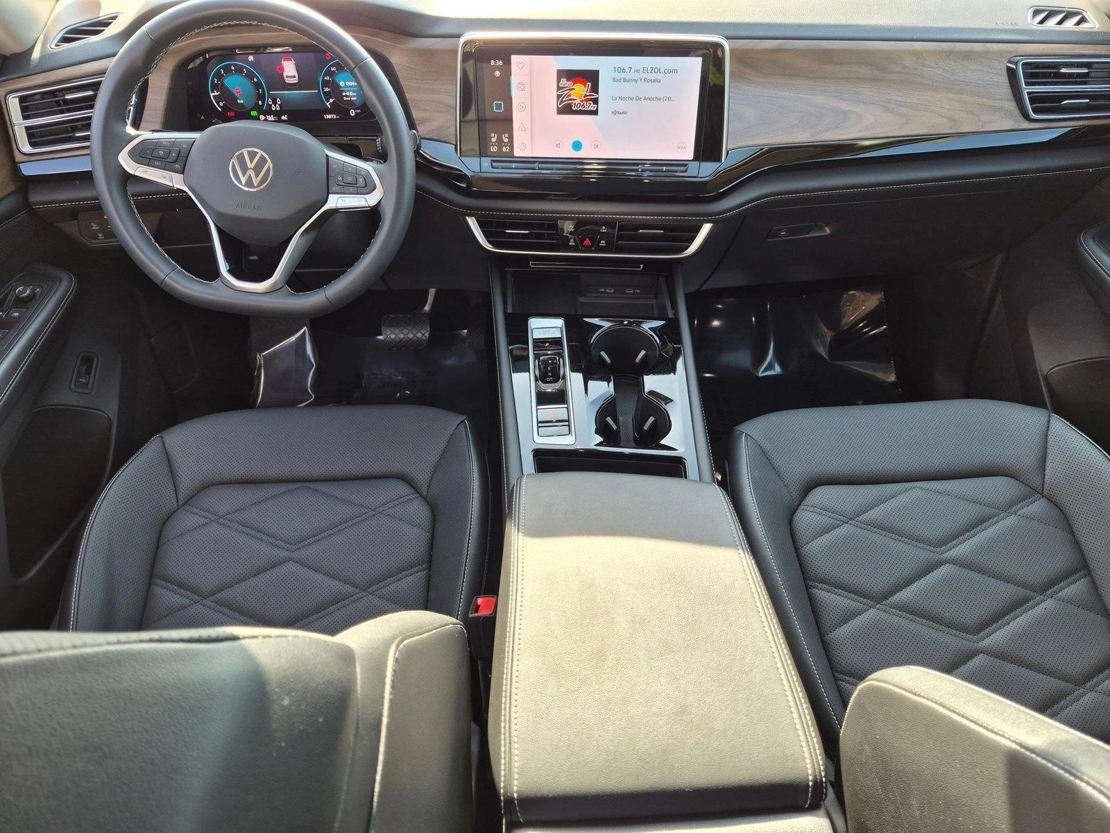 Thumbnail: 2024 Volkswagen Atlas - 3