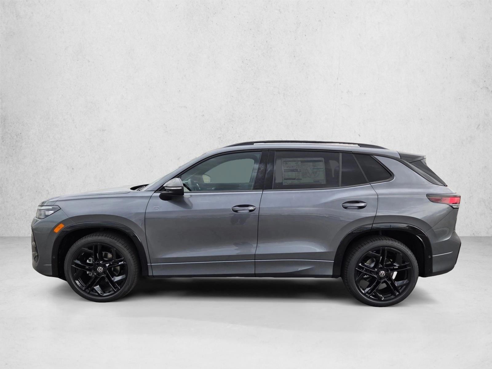 Thumbnail: 2026 Volkswagen Tiguan - 2