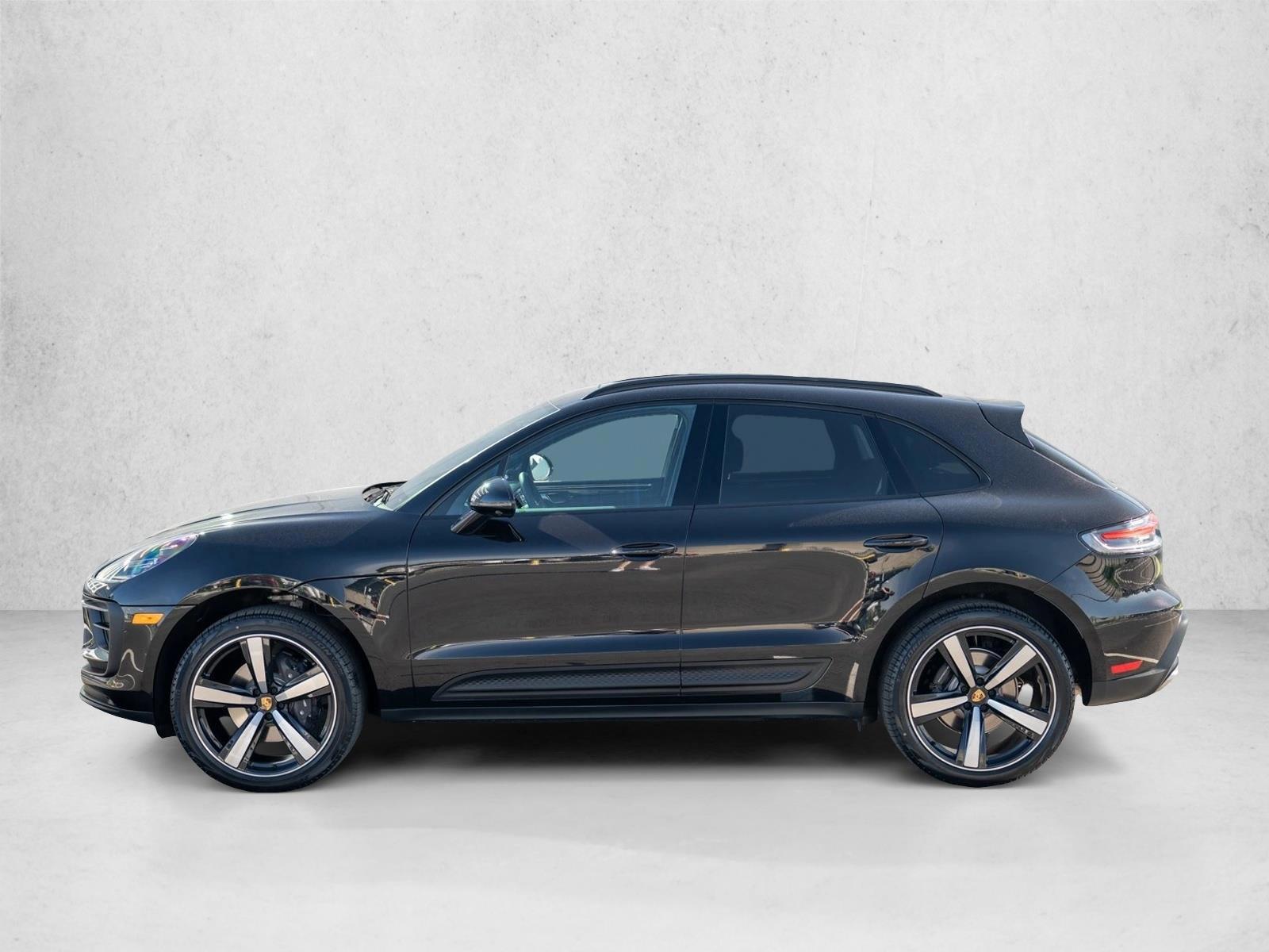 Thumbnail: 2026 Porsche Macan - 2