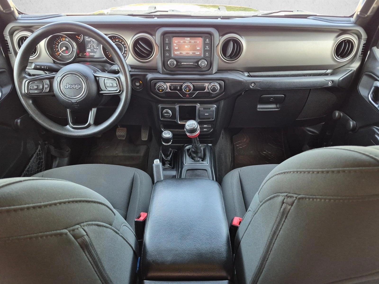 Thumbnail: 2021 Jeep Gladiator - 3