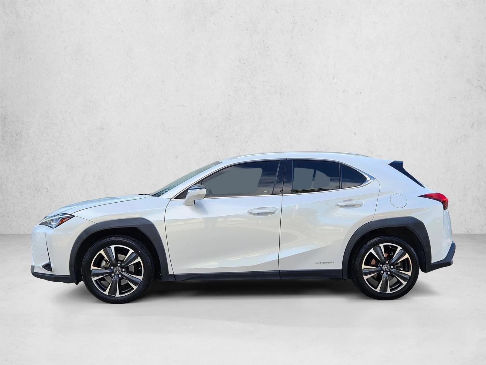 Thumbnail: 2019 Lexus UX - 2