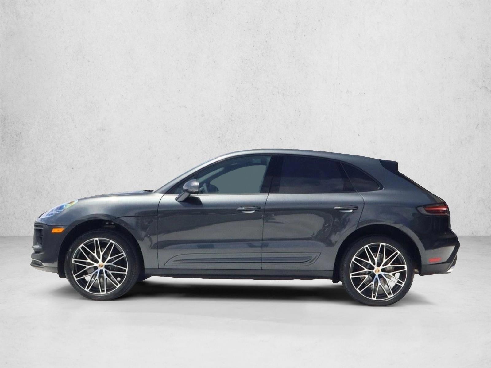 Thumbnail: 2026 Porsche Macan - 2