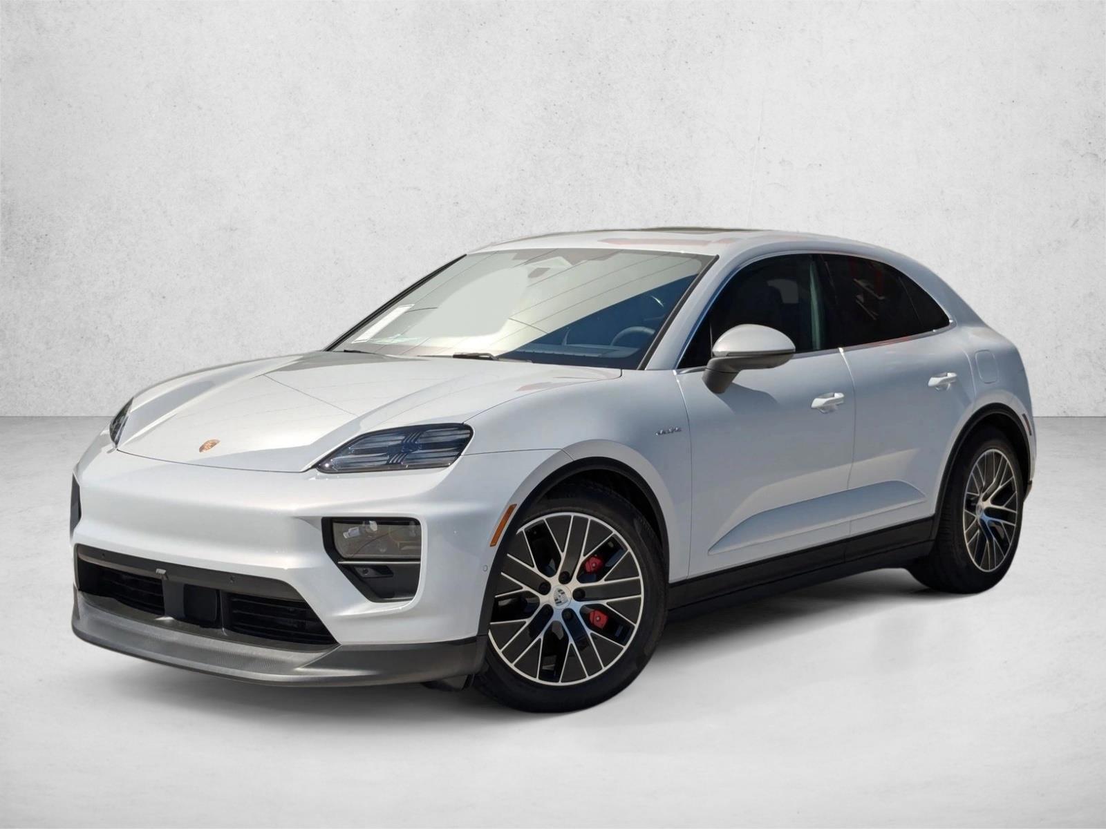 Thumbnail: 2025 Porsche Macan - 1