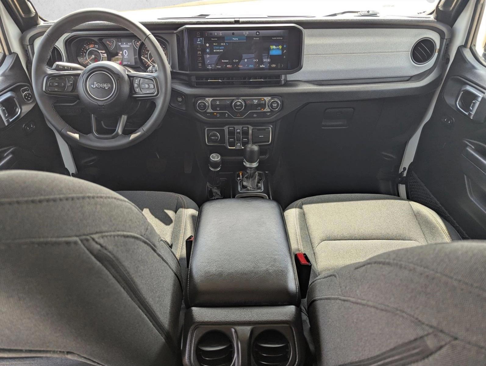 Thumbnail: 2025 Jeep Wrangler - 3
