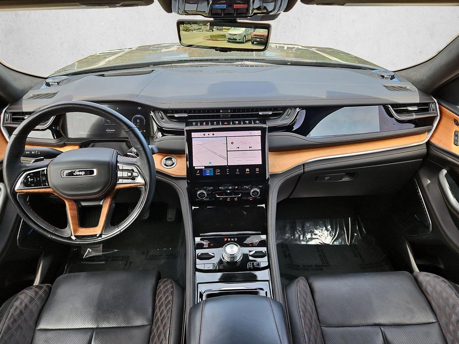 Thumbnail: 2023 Jeep Grand Cherokee - 3