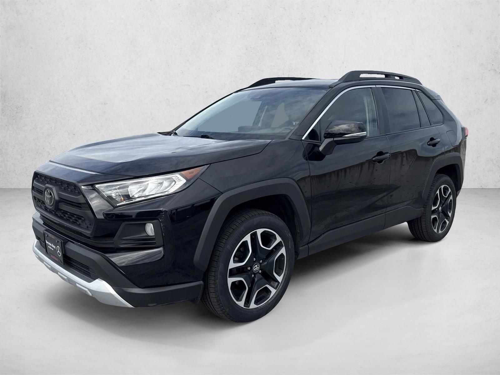 Thumbnail: 2020 Toyota RAV4 - 1