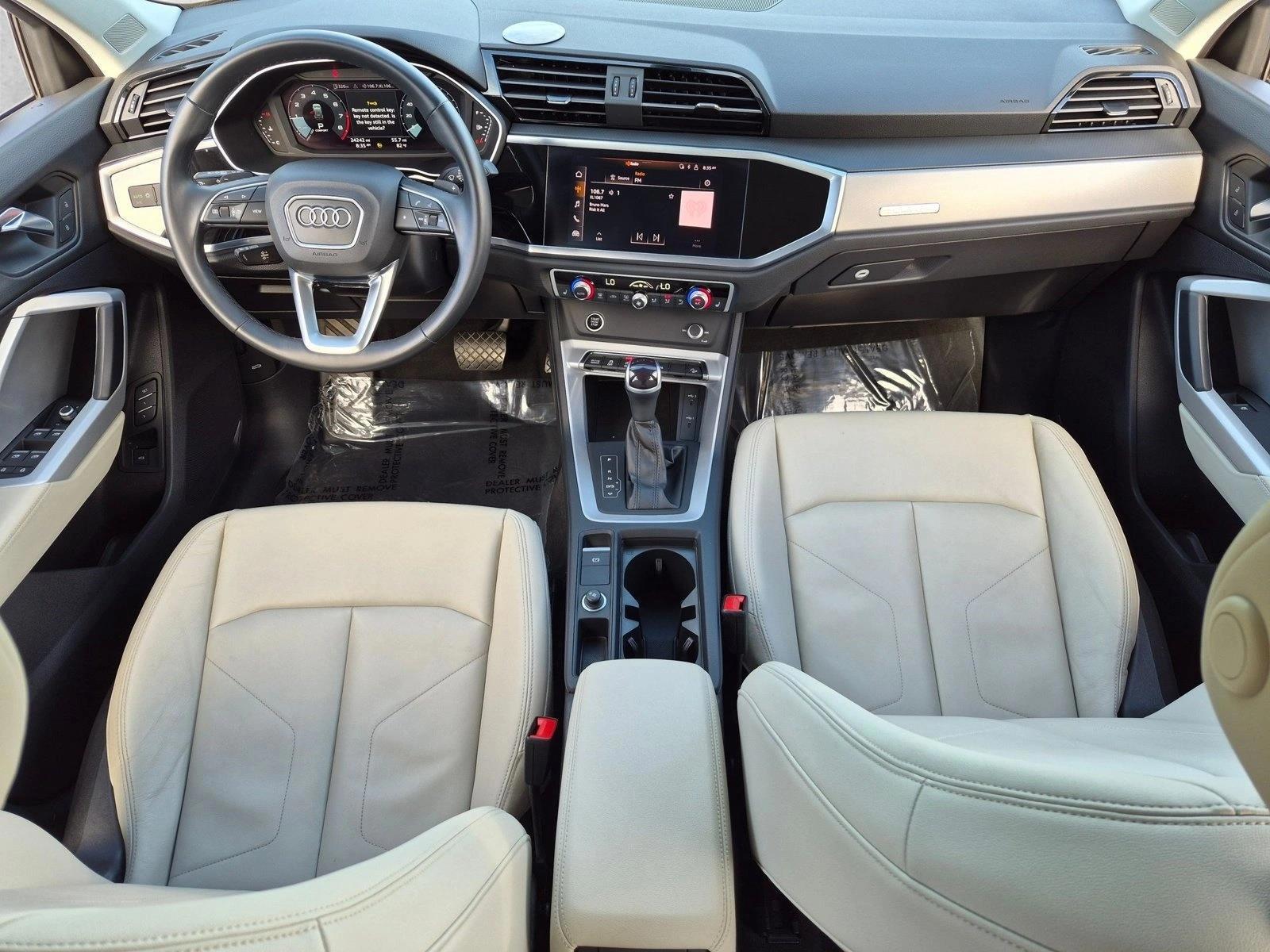 Thumbnail: 2022 Audi Q3 - 3