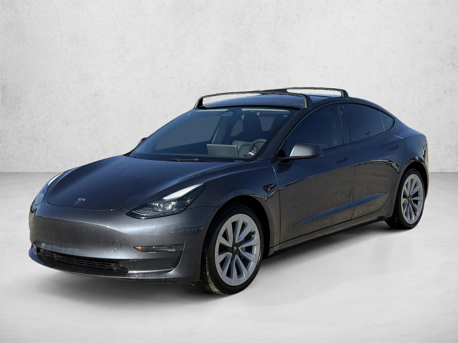 Thumbnail: 2023 Tesla Model 3 - 1
