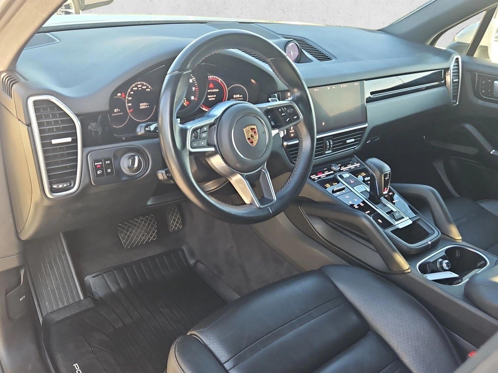 Thumbnail: 2021 Porsche Cayenne - 3