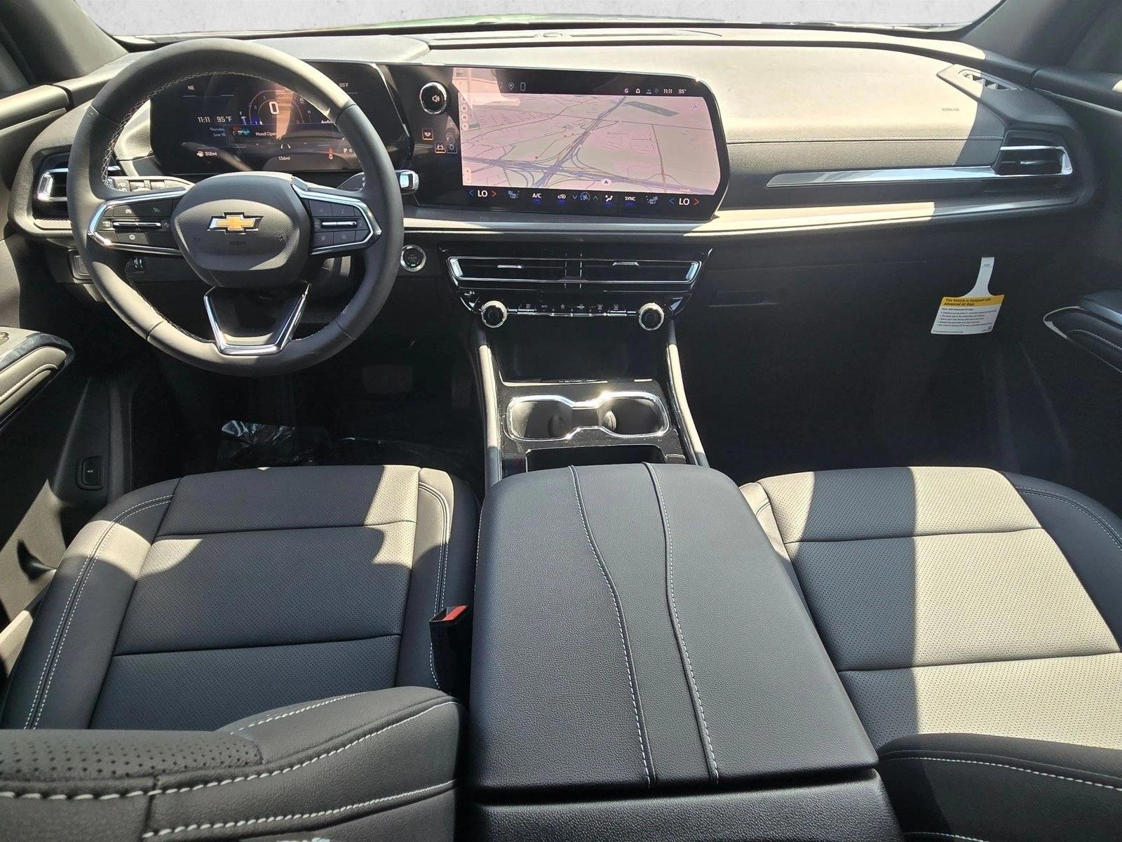 Thumbnail: 2026 Chevrolet Traverse - 4