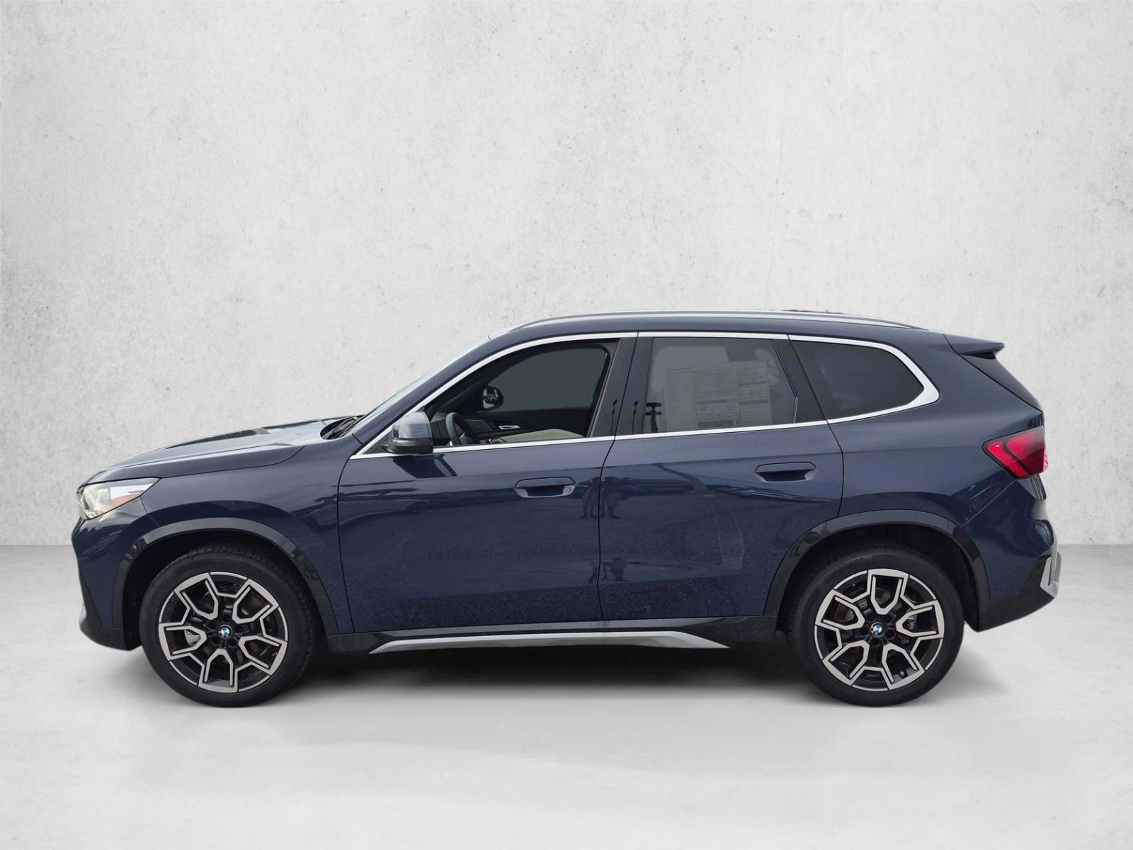 Thumbnail: 2027 BMW X1 - 2