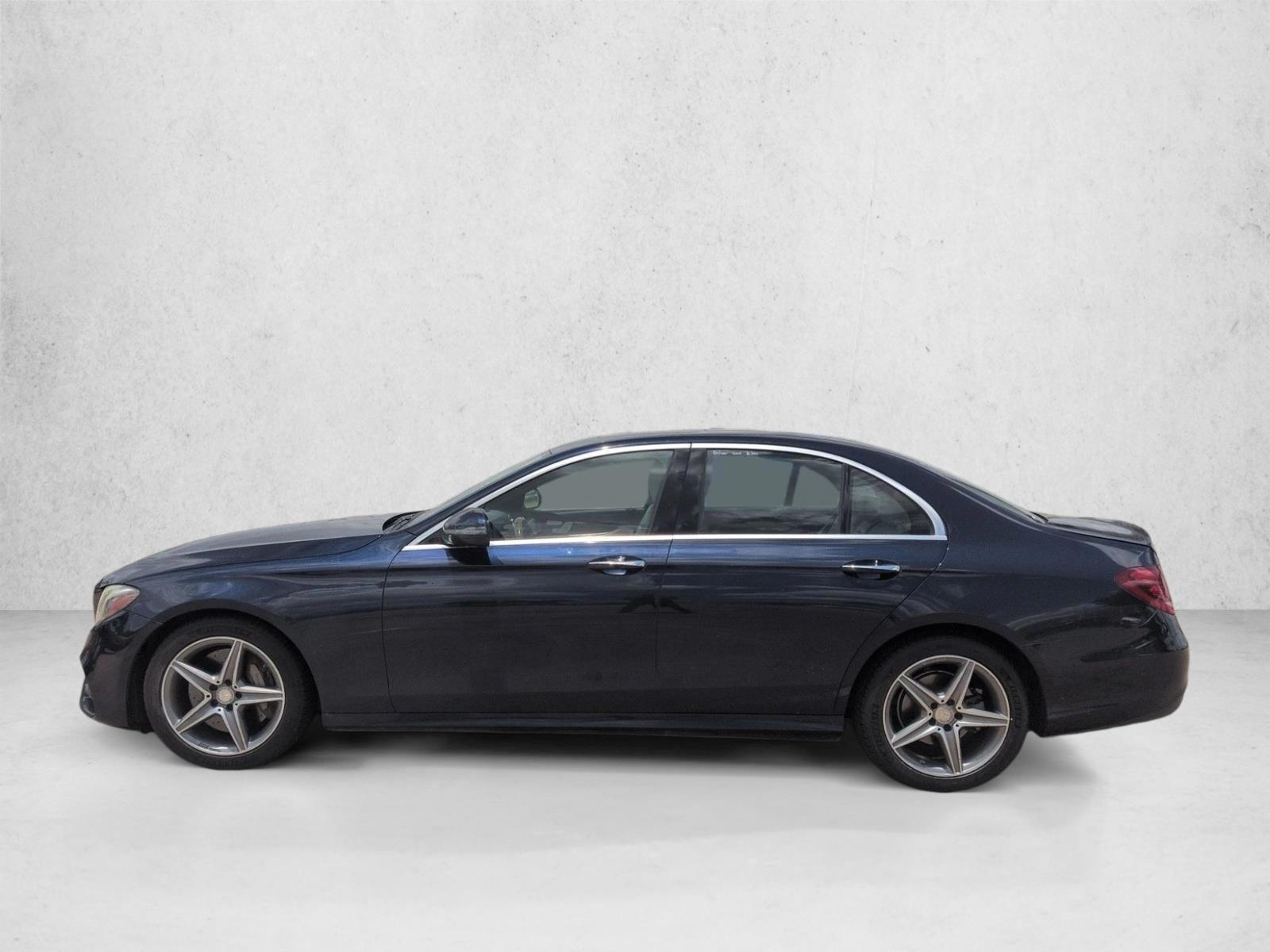 Thumbnail: 2017 Mercedes-Benz E-Class - 2