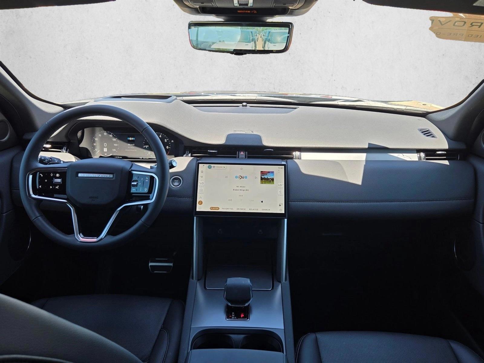 Thumbnail: 2026 Land Rover Discovery Sport - 3