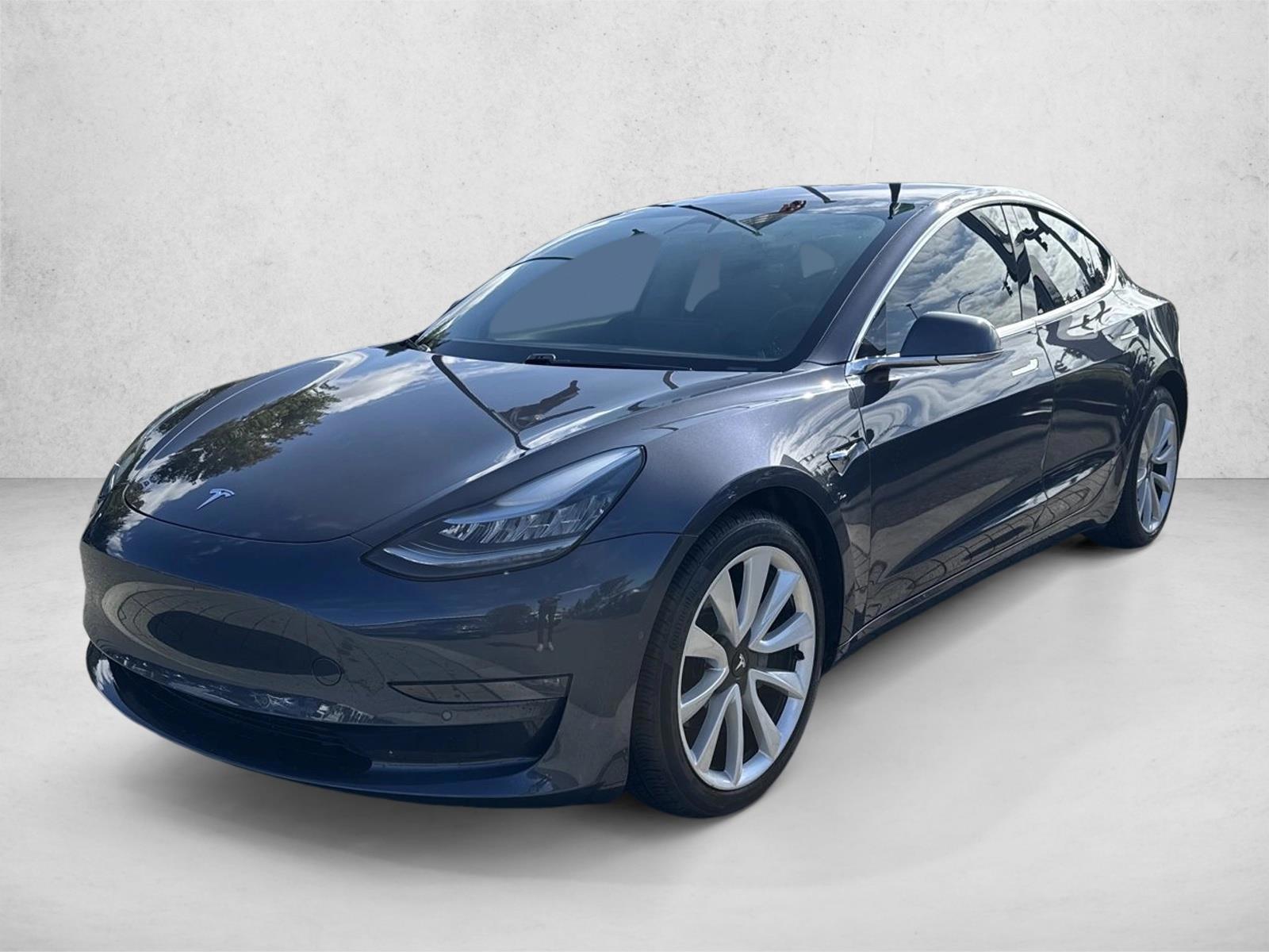 Thumbnail: 2019 Tesla Model 3 - 1