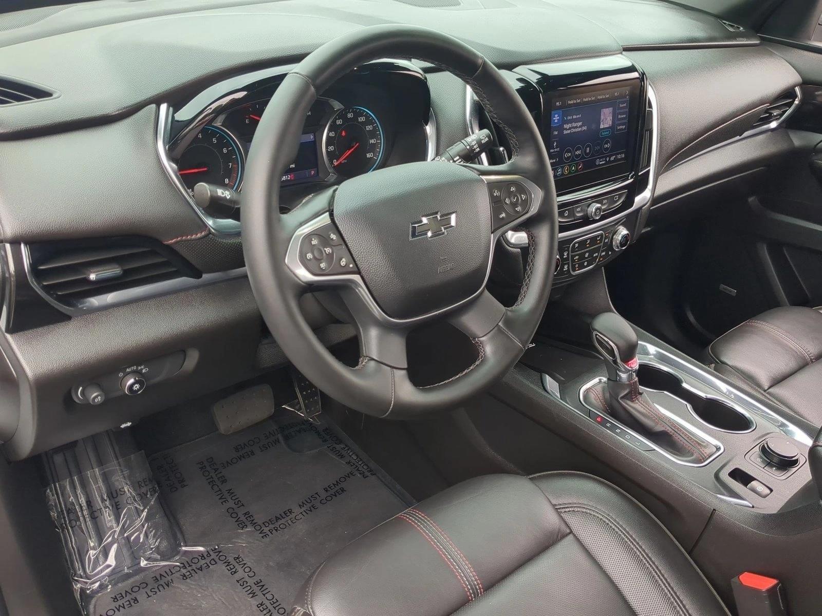 Thumbnail: 2023 Chevrolet Traverse - 3