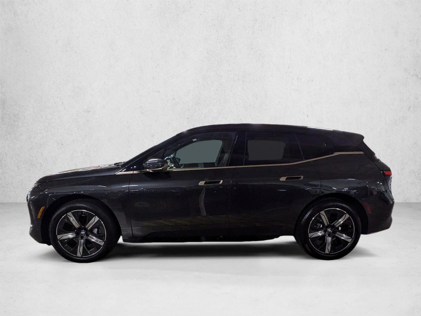 Thumbnail: 2026 BMW iX - 2