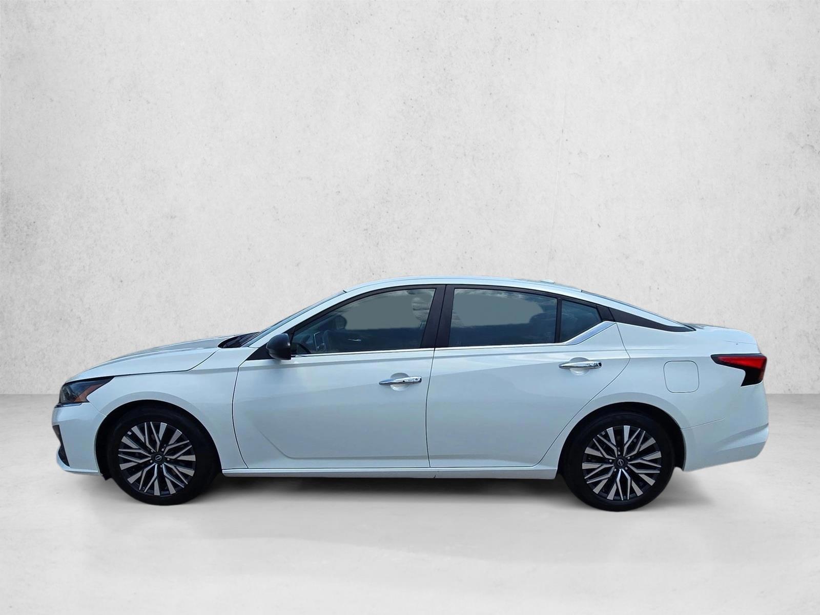 Thumbnail: 2025 Nissan Altima - 2