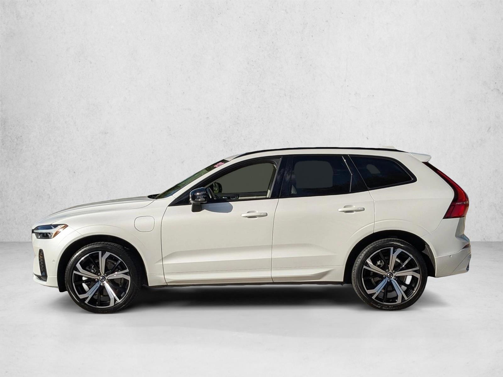 Thumbnail: 2023 Volvo XC60 - 2