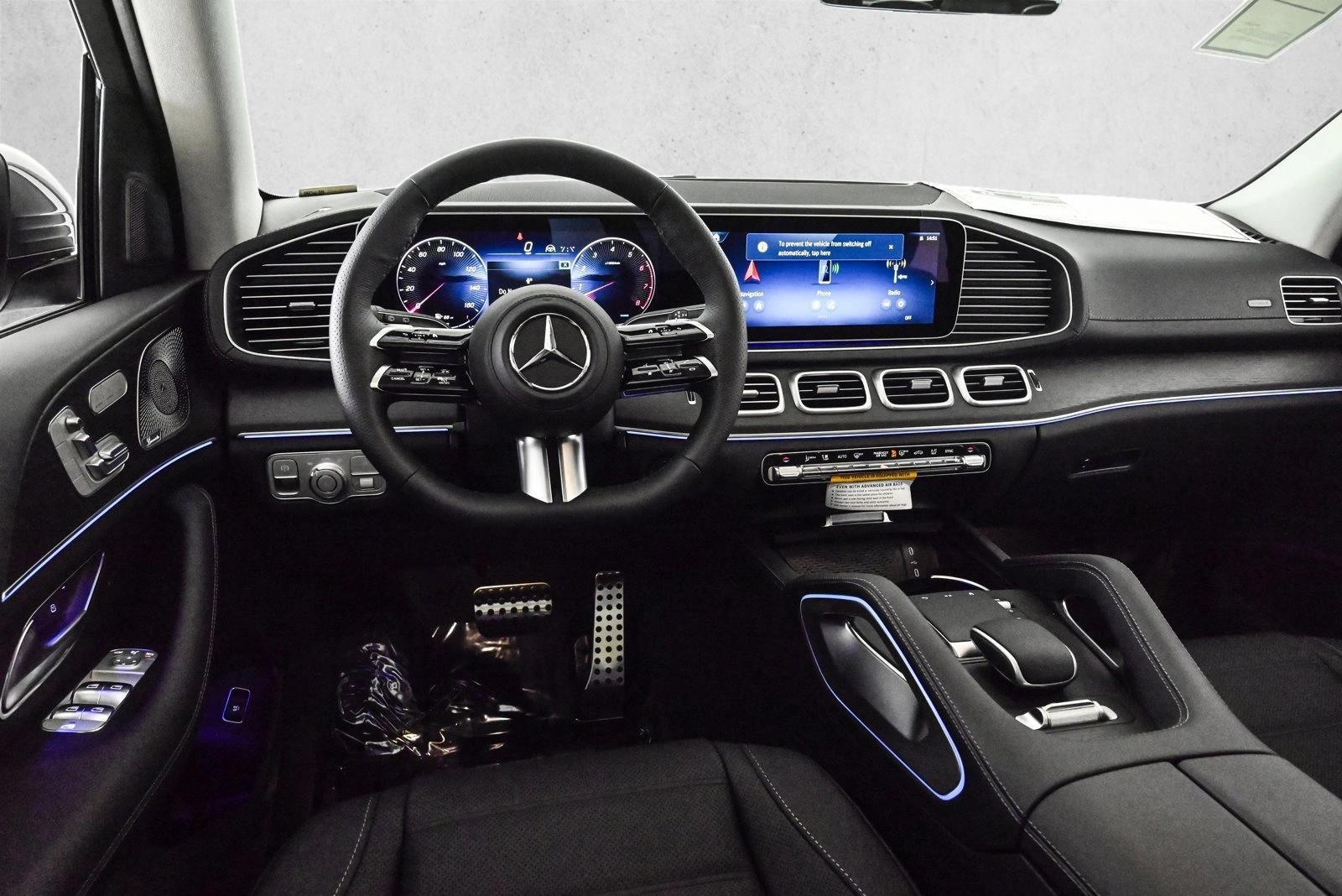 Thumbnail: 2026 Mercedes-Benz GLS - 3