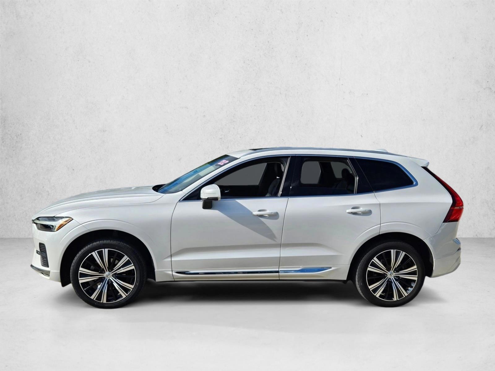Thumbnail: 2022 Volvo XC60 - 2