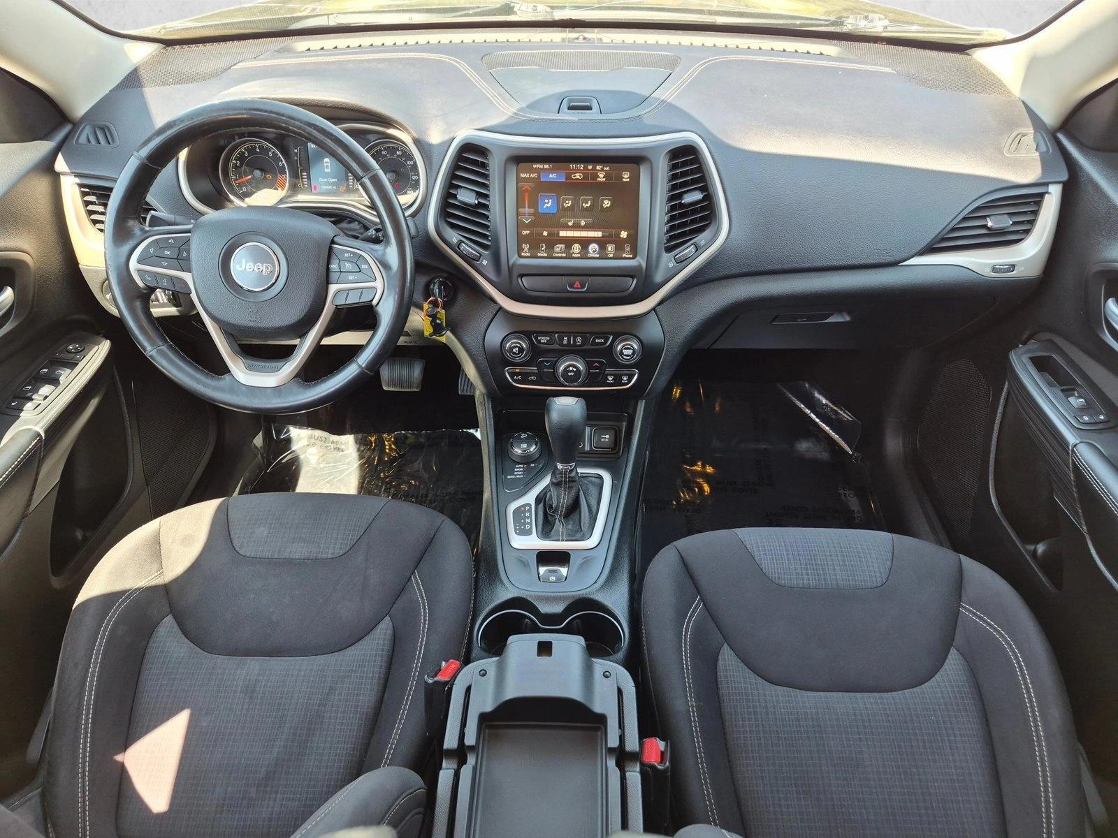 Thumbnail: 2015 Jeep Cherokee - 3