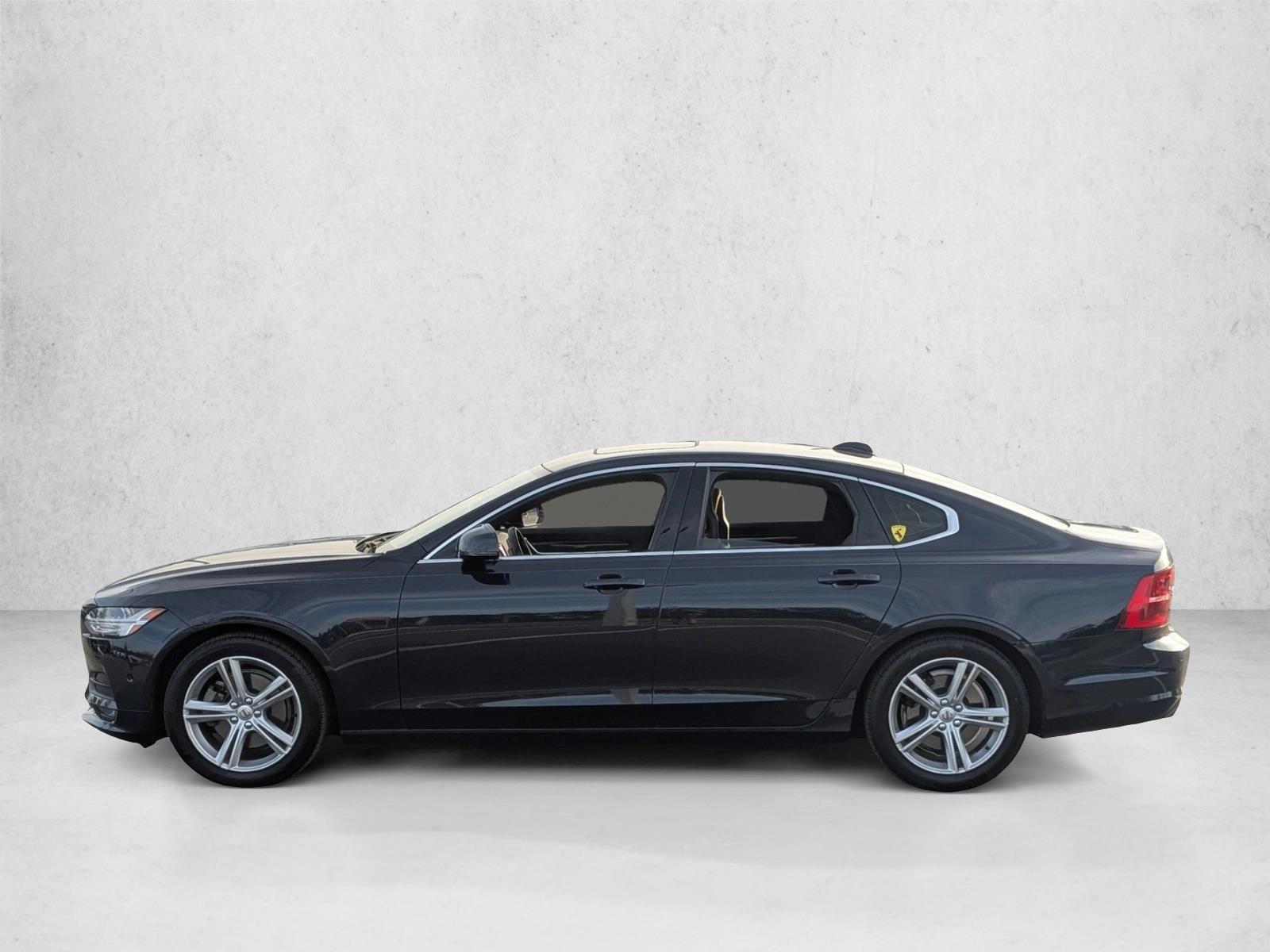 Thumbnail: 2017 Volvo S90 - 2