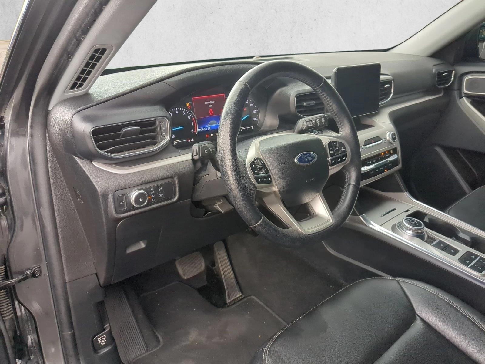 Thumbnail: 2020 Ford Explorer - 3