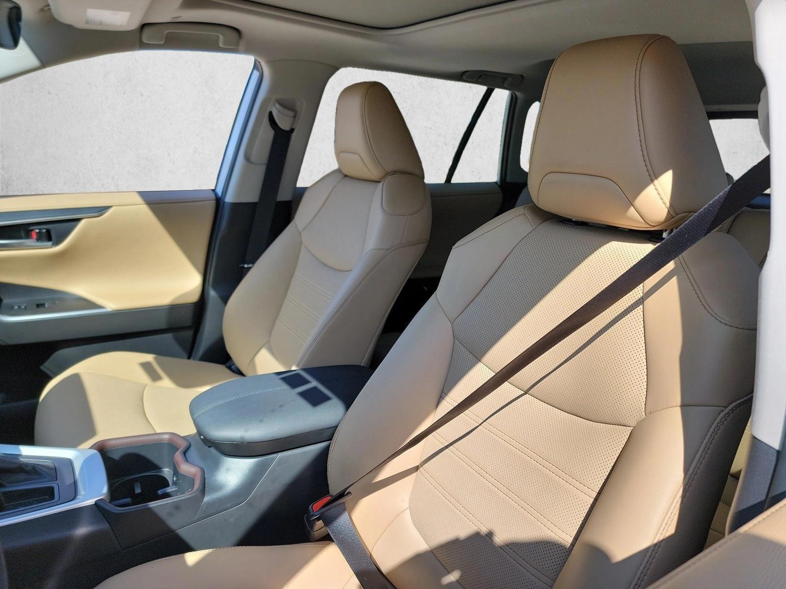 2025 Toyota ToyotaRAV4, photo 13